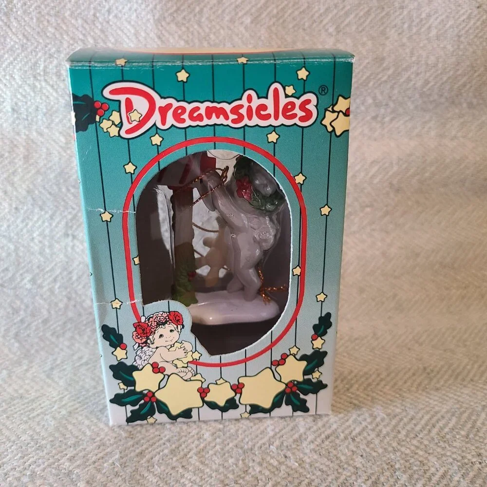 Vintage Cavanagh Dreamsicles Cherub Christmas ornament- 1997